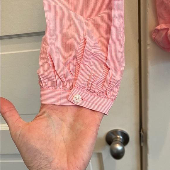 LOFT Pink Ruffled button down Small - Picture 3 of 8